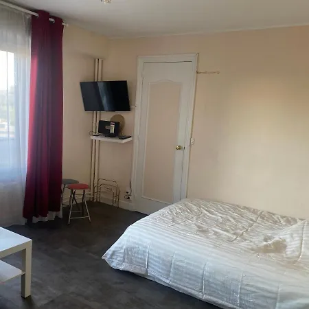 Meuble Hyper Centre Proche Gare Apartment Charleville-Mézières